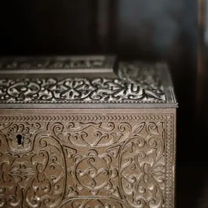 Wadah Perhiasan Kuningan Ukir
